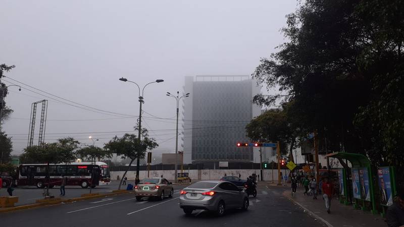 Lluvias y neblina en Lima.