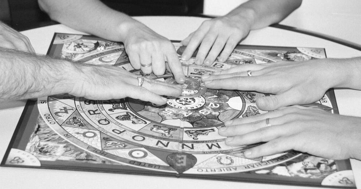 Juegos De Mesa Tablero Ouija Clásica