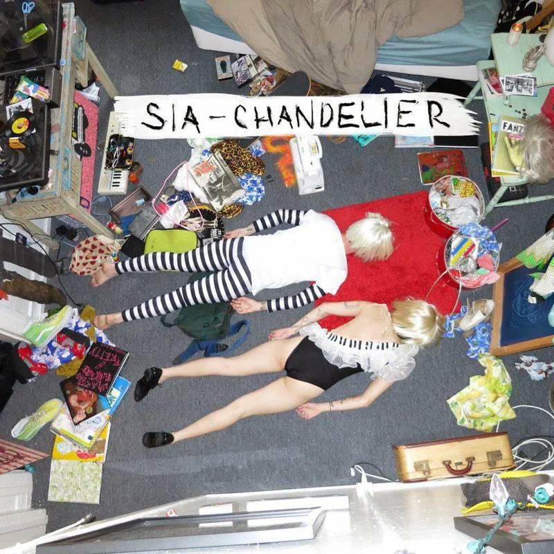 ‘Chandelier’ es el primer sencillo del álbum ‘1000 Forms of Fear’ de Sia que salió tras cuatro años de ausencia de la cantante.
