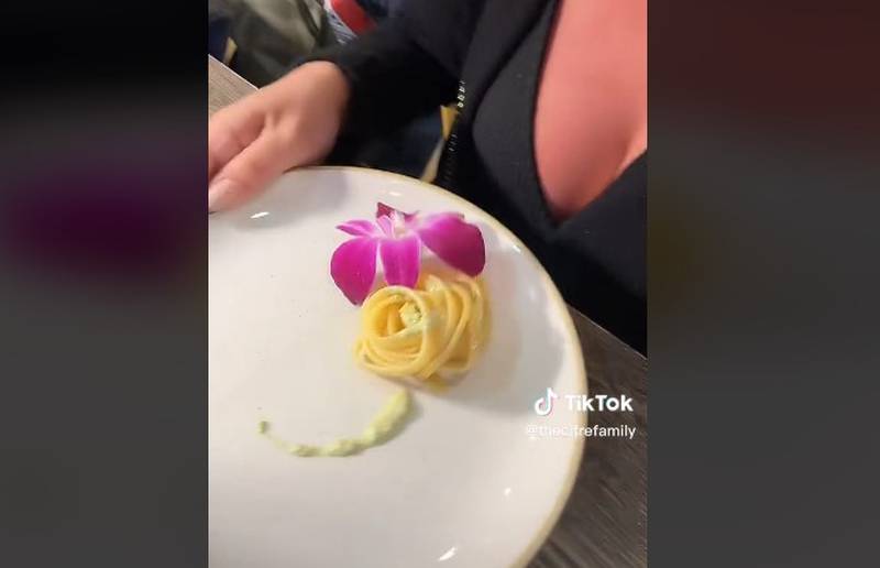 Una mujer se llevó la decepción cuando le sirvieron el plato en un fino restaurante de Miami