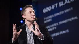 ¿Qué pretende? Elon Musk llegó a Twitter despidiendo a todos los altos ejecutivos