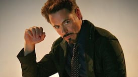 Robert Downey Jr. sorprende con su nuevo aspecto 
