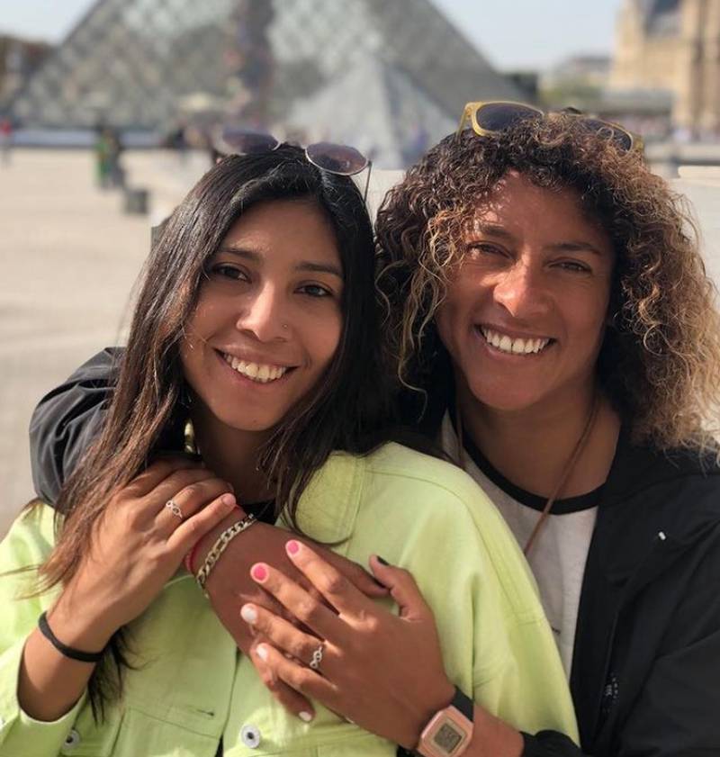 Analí Gómez se comprometió con su novia