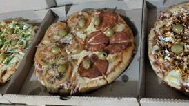 Le pidieron 20 pizzas por delivery y era una estafa: decidió donarlas a un hospital y la historia se volvió viral