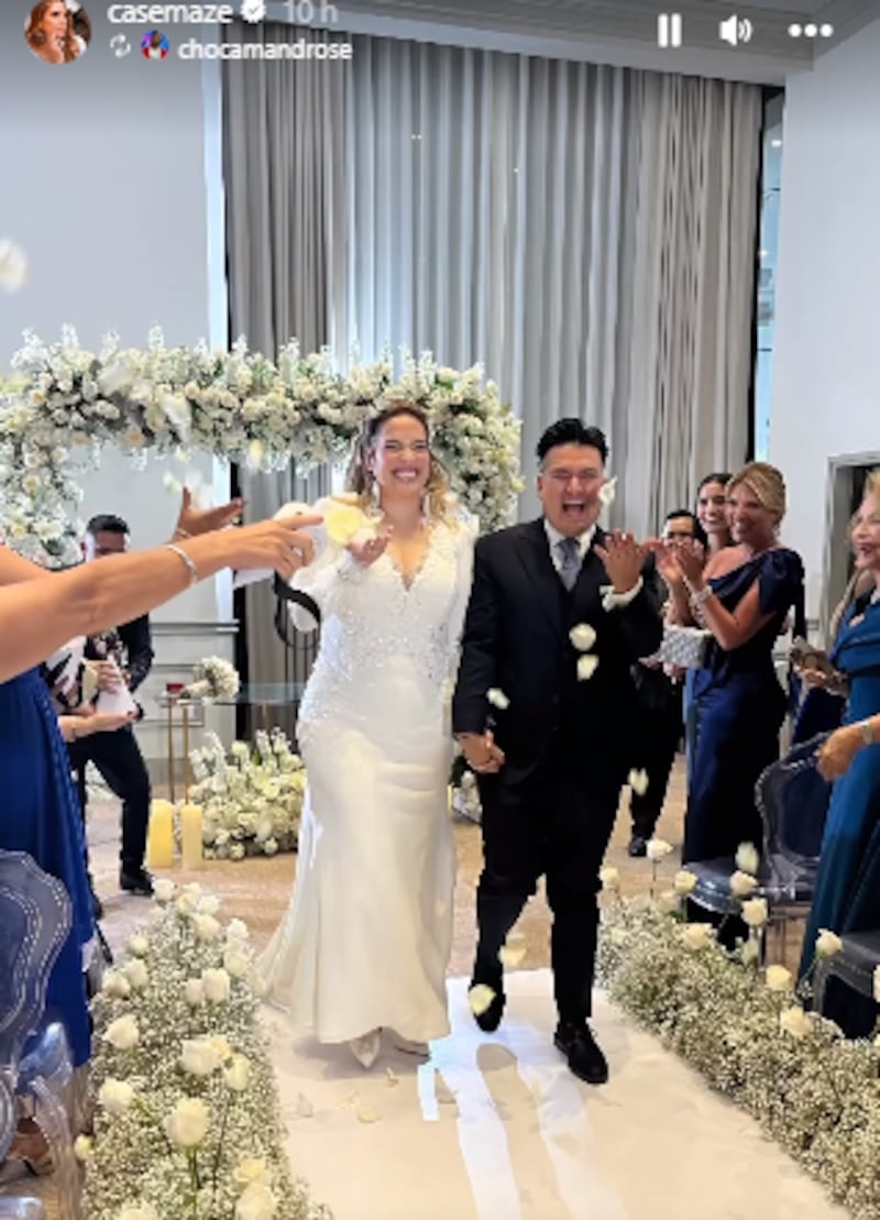 Cassandra Sánchez y Deyvis Orosco.