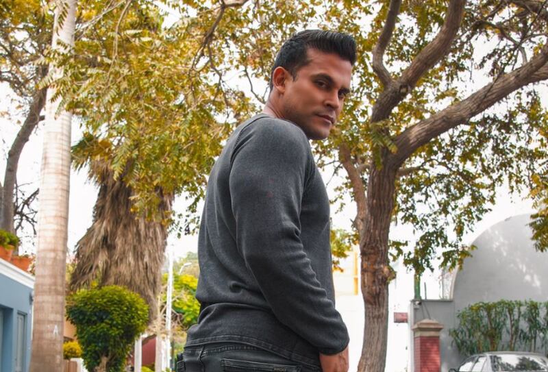 Christian Domínguez en el ojo del huracán por presunta infidelidad.
