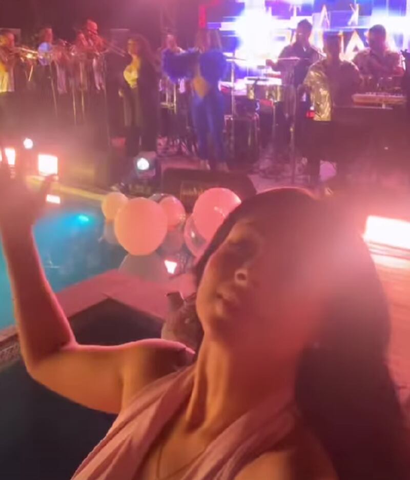 Pamela Franco celebró sus 36 por todo lo alto.
