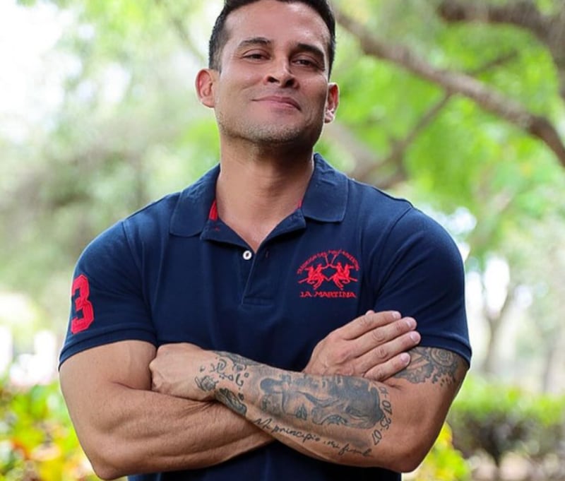 Christian Domínguez se defiende de los "haters" con reflexiones.