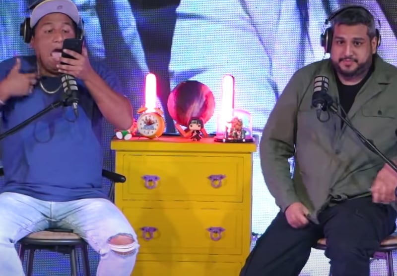Jorge Luna y Ricardo Mendoza, conductores de Hablando Huevadas.