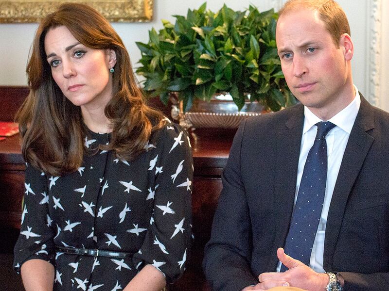 Príncipe William y Kate Middleton la pasan muy mal por la enfermedad de la princesa