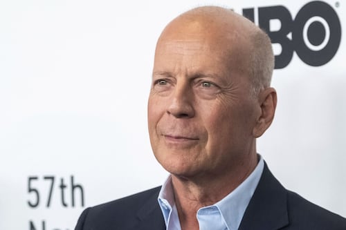 Hija de Bruce Willis da nueva actualización sobre la salud del actor