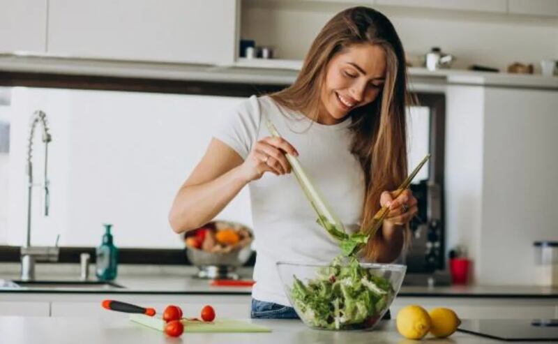 La demencia se combate con una dieta sana.