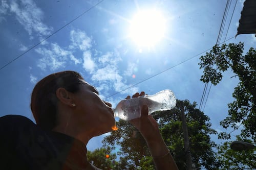 Estos son los efectos del calor excesivo y el cambio climático en los trabajadores, según la ONU