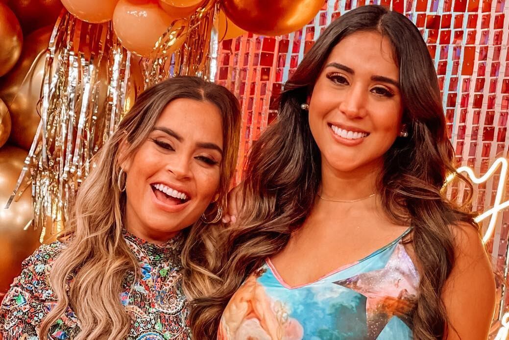 Ethel Pozo y Melissa Paredes