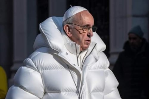 Tremendo ‘flow’: La verdad detrás del viralizado look del Papa Francisco