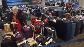 Aerolínea recibe críticas luego de obligar a una pasajera a pesarse en la balanza que usan para el equipaje